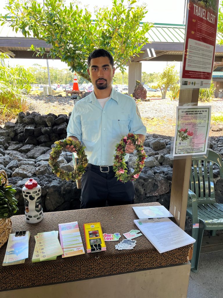 Biosecurity inspector with Lei poo intercepted